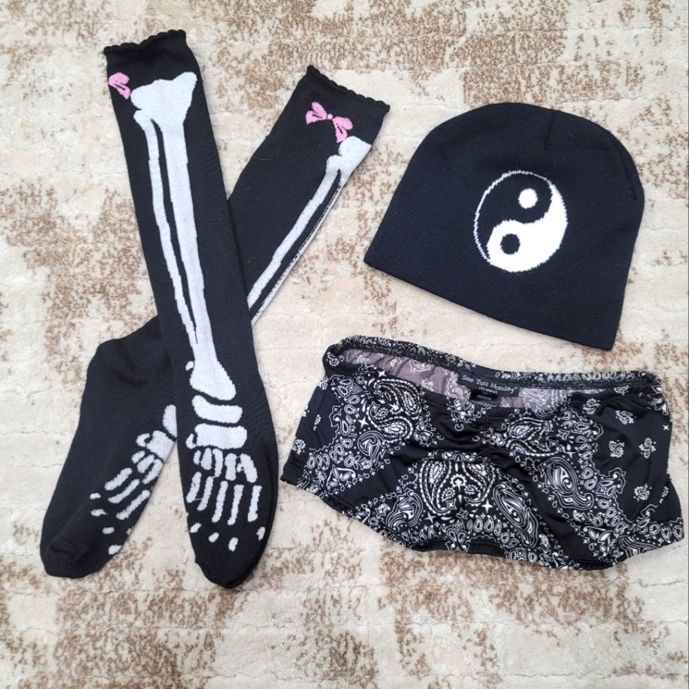 🍒 2/$22 B&W Bundle